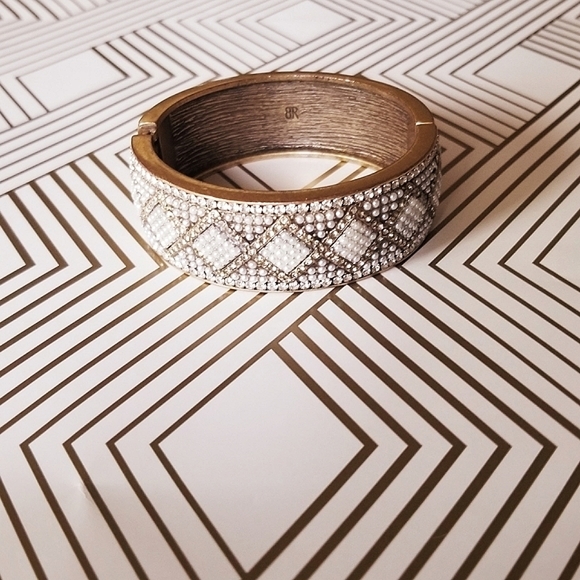 Beaded Glam Sparkly Bangle Bracelet - Picture 6 of 11